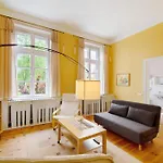 Herrenhaus Marienhof Apartment Krakow am See