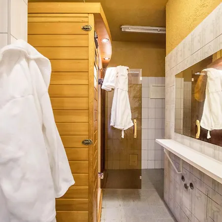 Herrenhaus Marienhof アパート