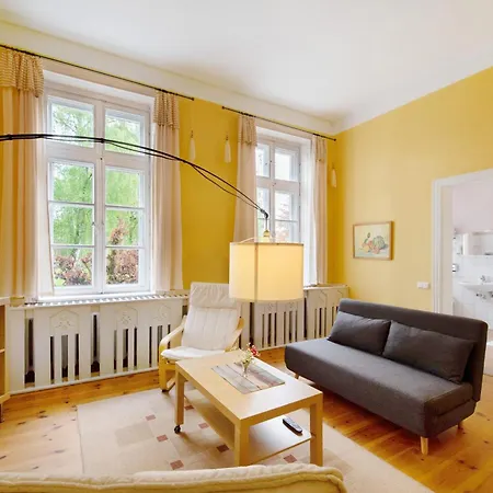 Herrenhaus Marienhof Διαμέρισμα Krakow am See