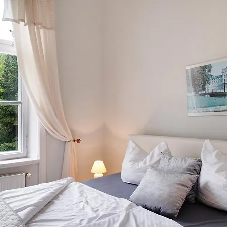 Herrenhaus Marienhof Διαμέρισμα Krakow am See
