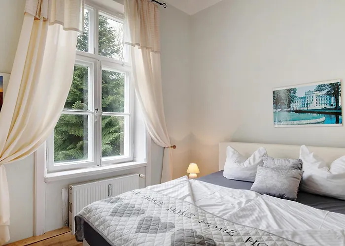 Herrenhaus Marienhof * كراكو آم زيه